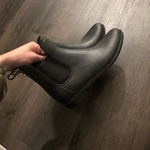 Sam Edelman rain boots black